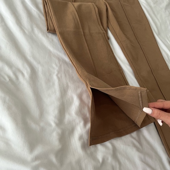 Tight flare pants - Picture 3 of 3